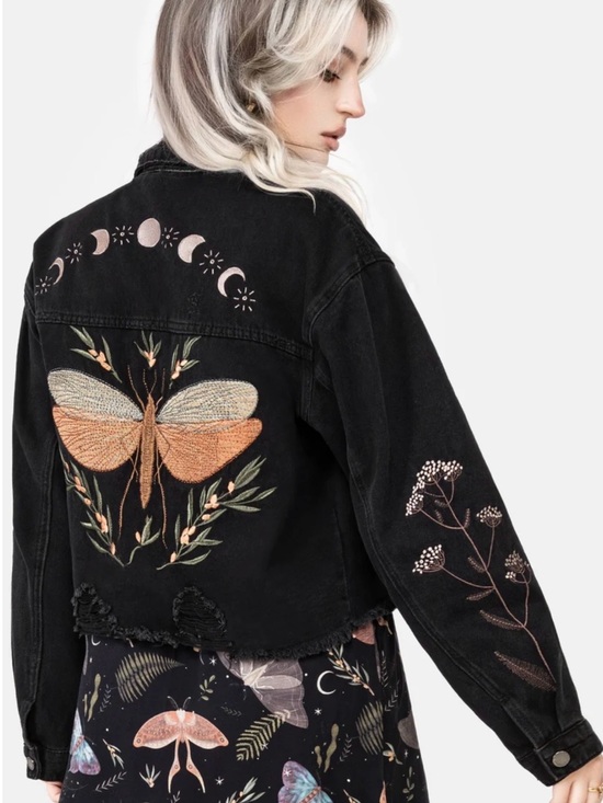 Disturbia Jackets & Blazers - NWT Disturbia Griffinfly Embroidered Distressed Black Denim Jacket US10 sold out